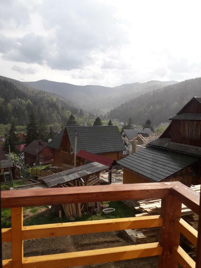 Смериковий Jaremče Esterno foto
