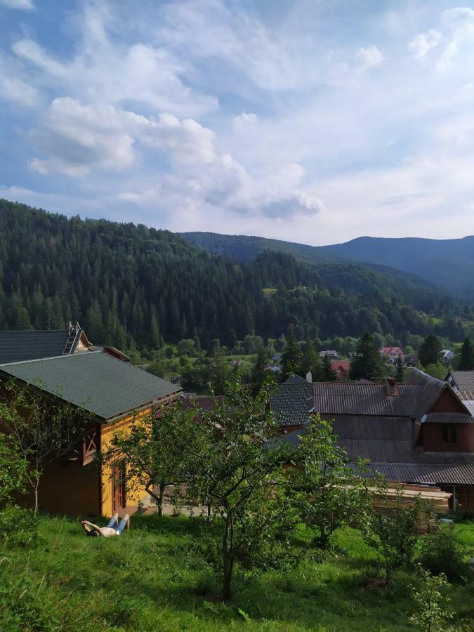 Смериковий Jaremče Esterno foto
