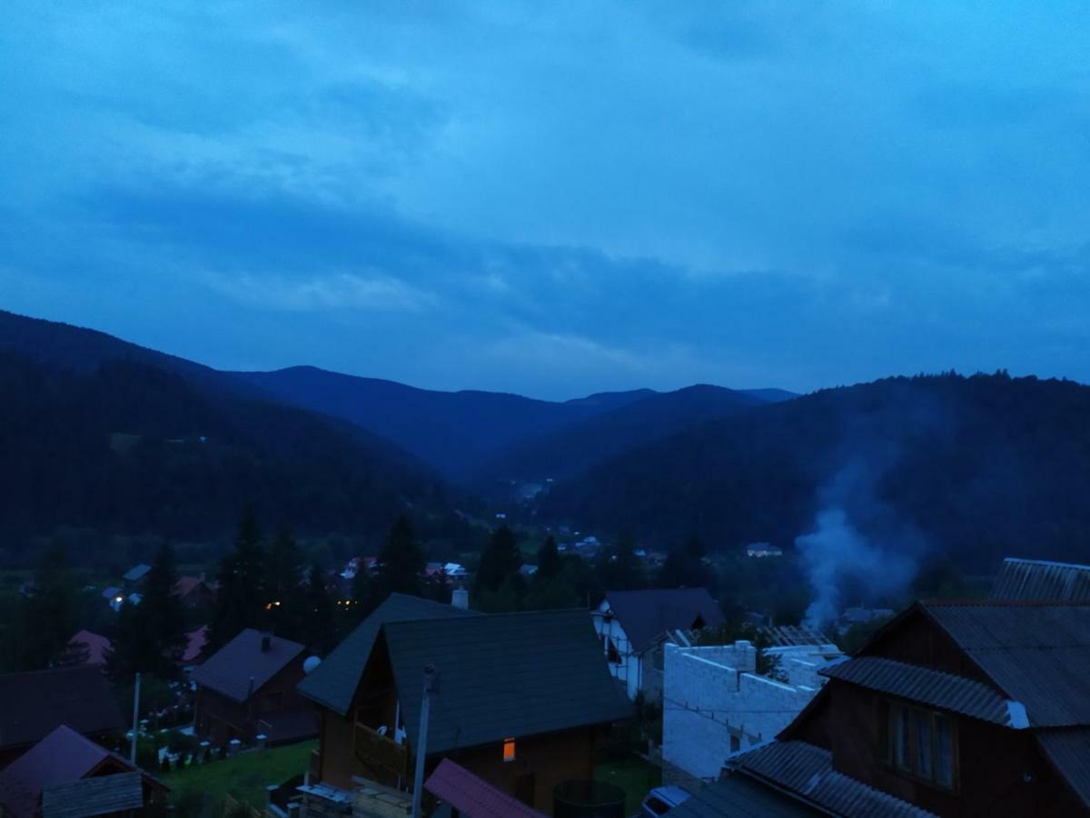 Смериковий Jaremče Esterno foto